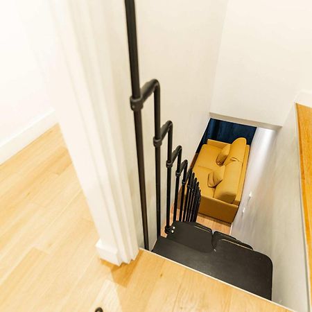 Loft 4 Bedroom Montmartre Pigalle Ac By Lcc Agency Paris Exterior photo