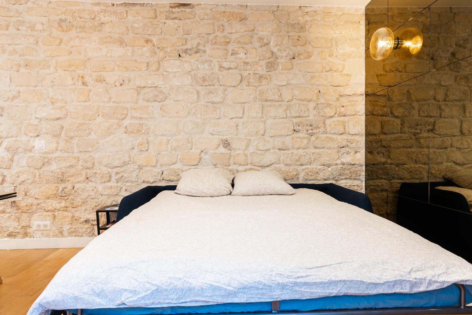 Loft 4 Bedroom Montmartre Pigalle Ac By Lcc Agency Paris Exterior photo