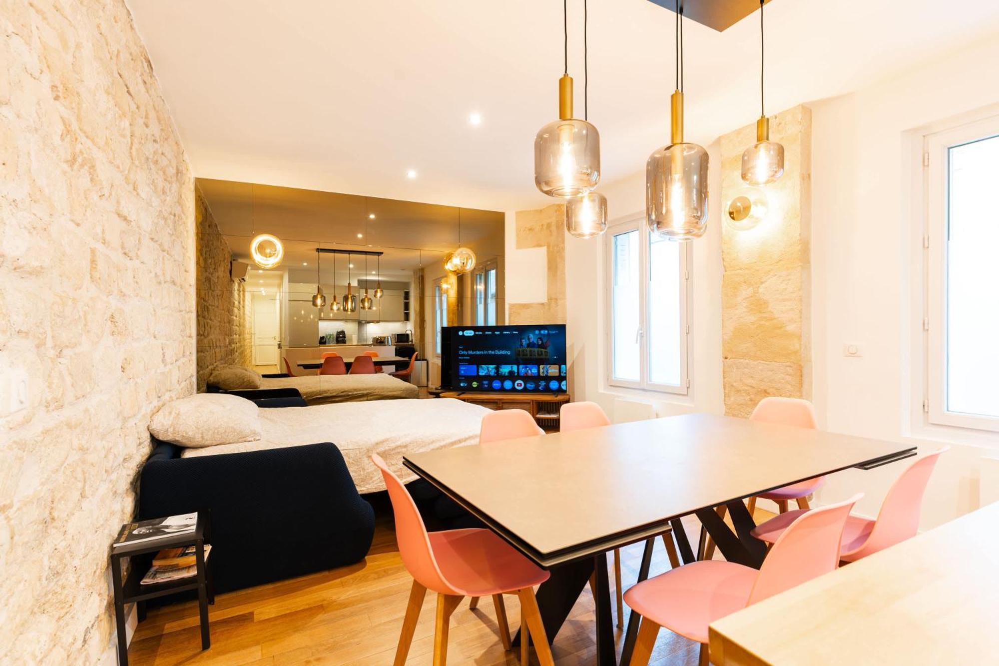 Loft 4 Bedroom Montmartre Pigalle Ac By Lcc Agency Paris Exterior photo