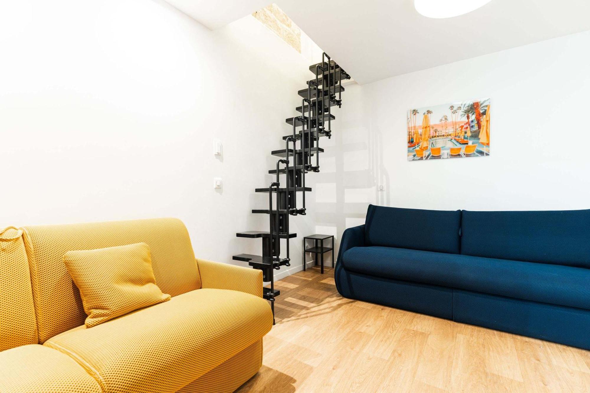 Loft 4 Bedroom Montmartre Pigalle Ac By Lcc Agency Paris Exterior photo