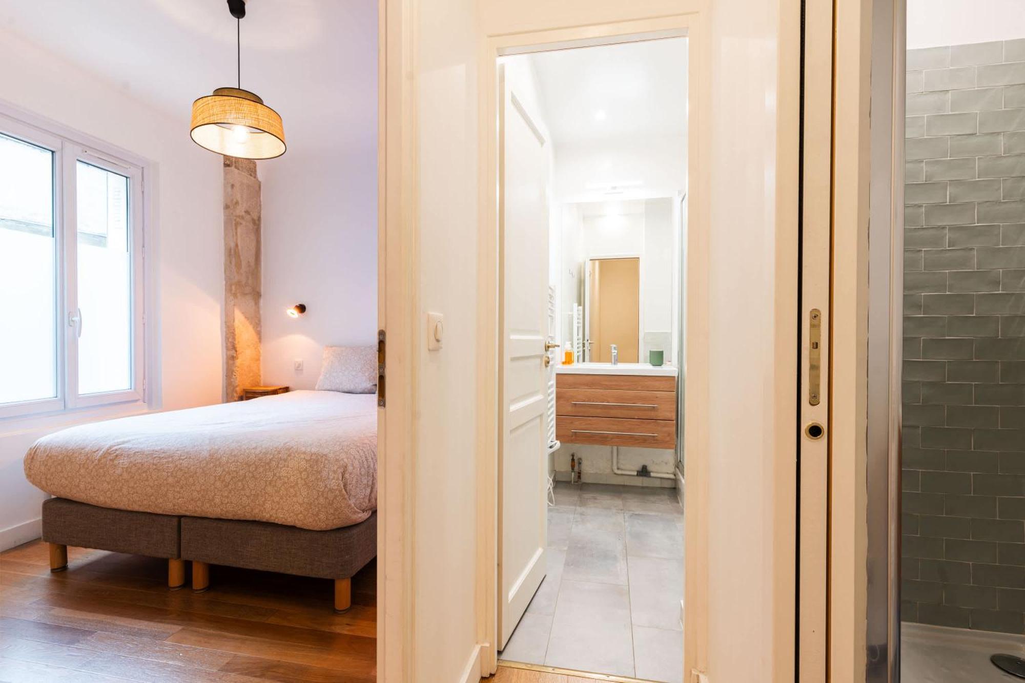 Loft 4 Bedroom Montmartre Pigalle Ac By Lcc Agency Paris Exterior photo